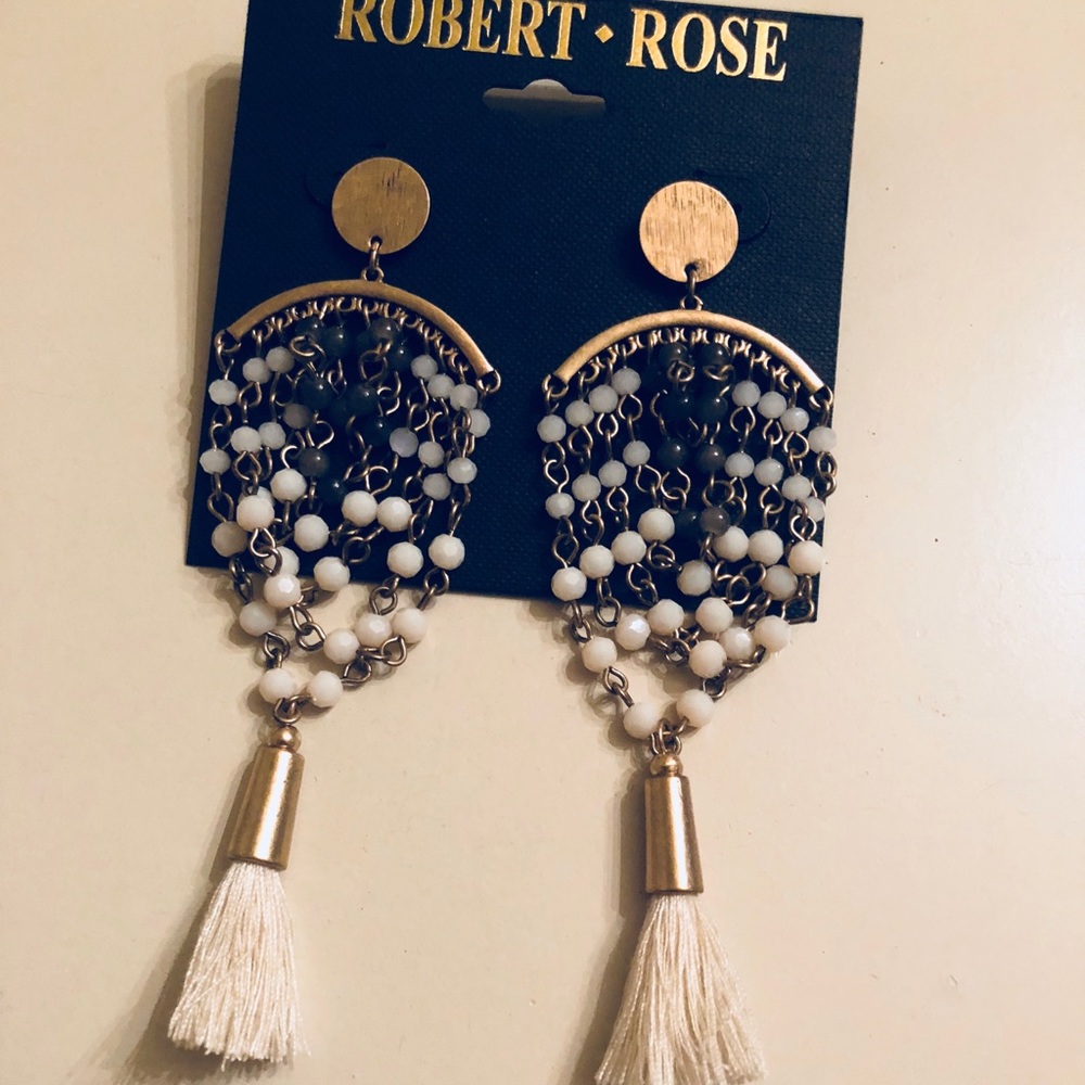 3/$15 NWT Robert Rose earrings